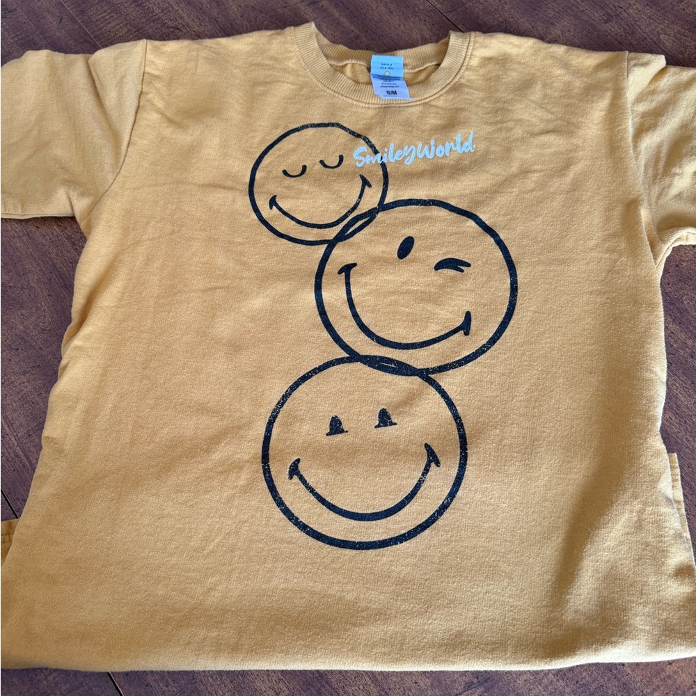 SmileyWorld Tee - Picture 2 of 4